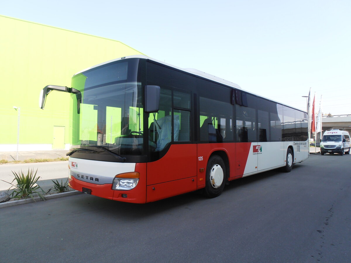 (233'982) - CJ Tramelan - Nr. 125 - Setra am 20. M�rz 2022 in Kerzers, Interbus