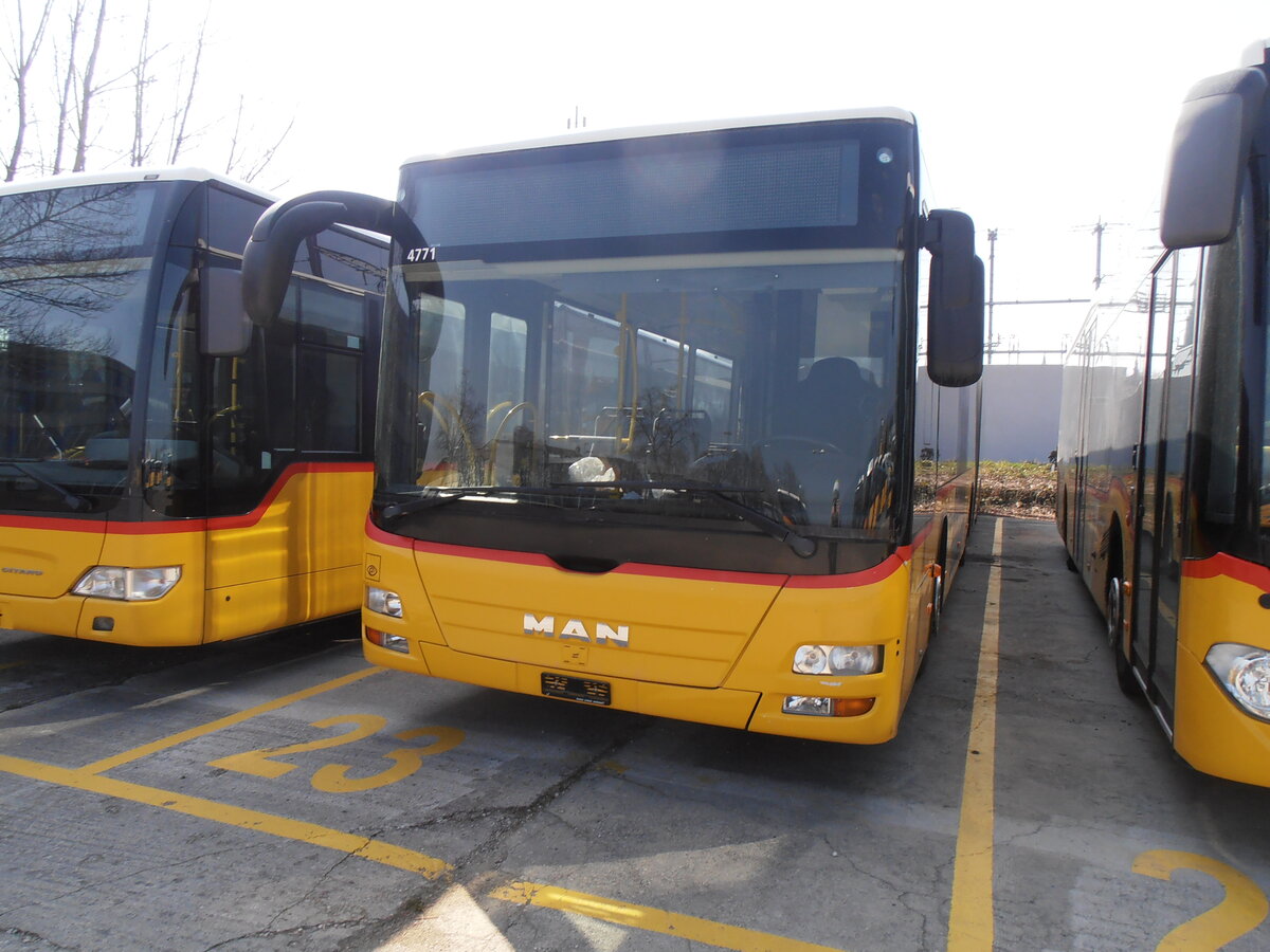 (234'012) - CarPostal Ouest - (JU 53'407) - MAN (ex Nr. 37) am 20. M�rz 2022 in Yverdon, Garage 