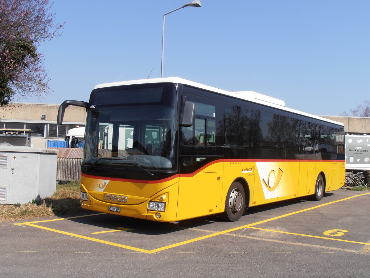 (234'032) - CarPostal Ouest - VD 114'895 - Iveco am 20. M�rz 2022 in Yverdon, Garage