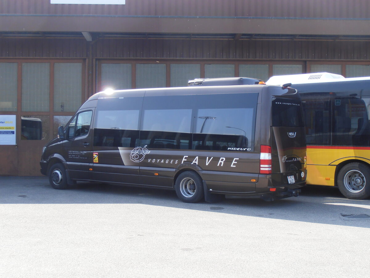 (234'034) - Favre, Rochefort - NE 8437 - Mercedes/VDL am 20. M�rz 2022 in Yverdon, Postgarage