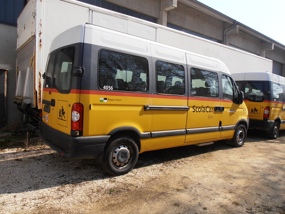 (234'048) - CarPostal Ouest - PID 4056 - Renault am 20. M�rz 2022 in Yverdon, Garage 3