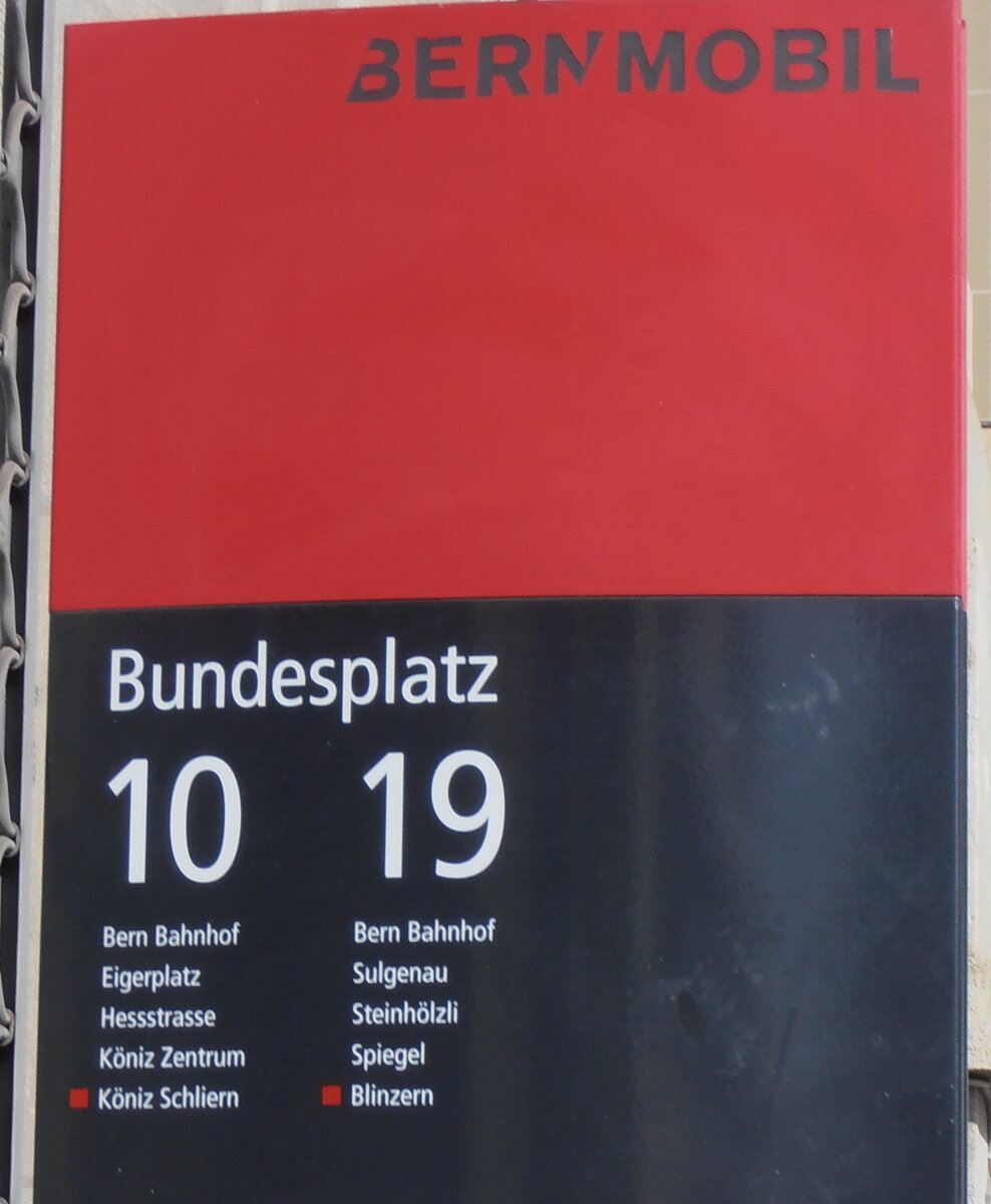 (234'121) - BERNMOBIL-Haltestellenschild - Bern, Bundesplatz - am 28. M�rz 2022