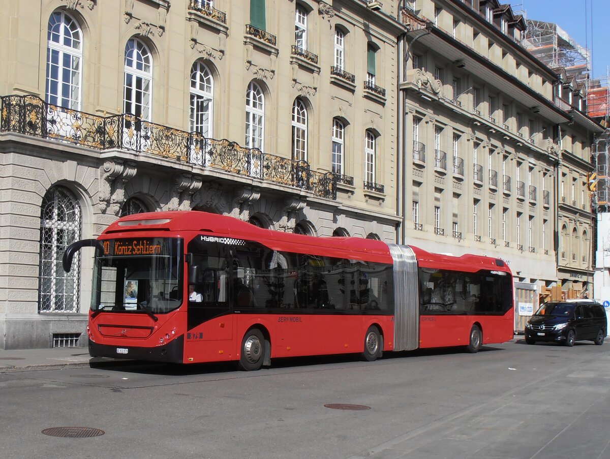(234'124) - Bernmobil, Bern - Nr. 879/BE 832'879 - Volvo am 28. M�rz 2022 in Bern, Bundesplatz