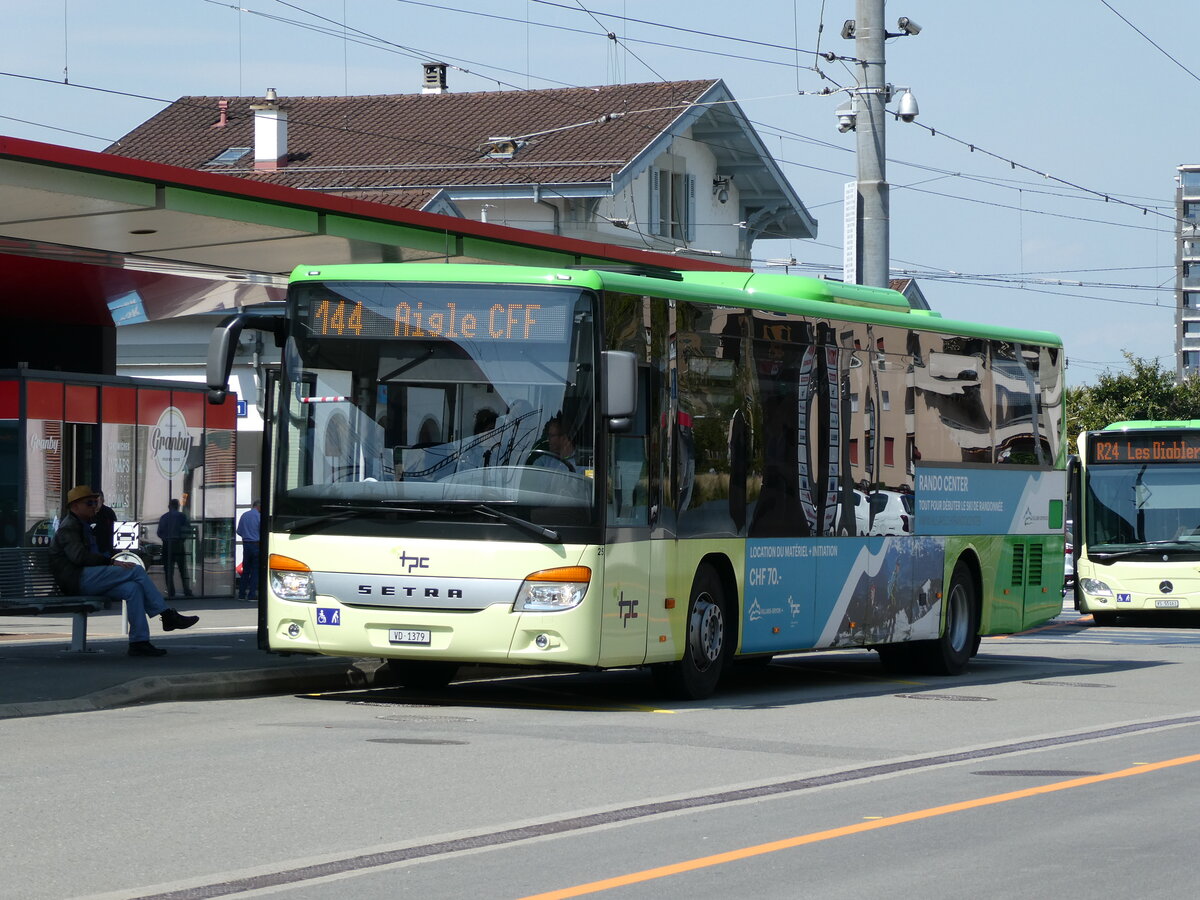 (234'585) - TPC Aigle - Nr. 25/VD 1379 - Setra (ex Val�nbusz, H-Budapest) am 15. April 2022 beim Bahnhof Aigle