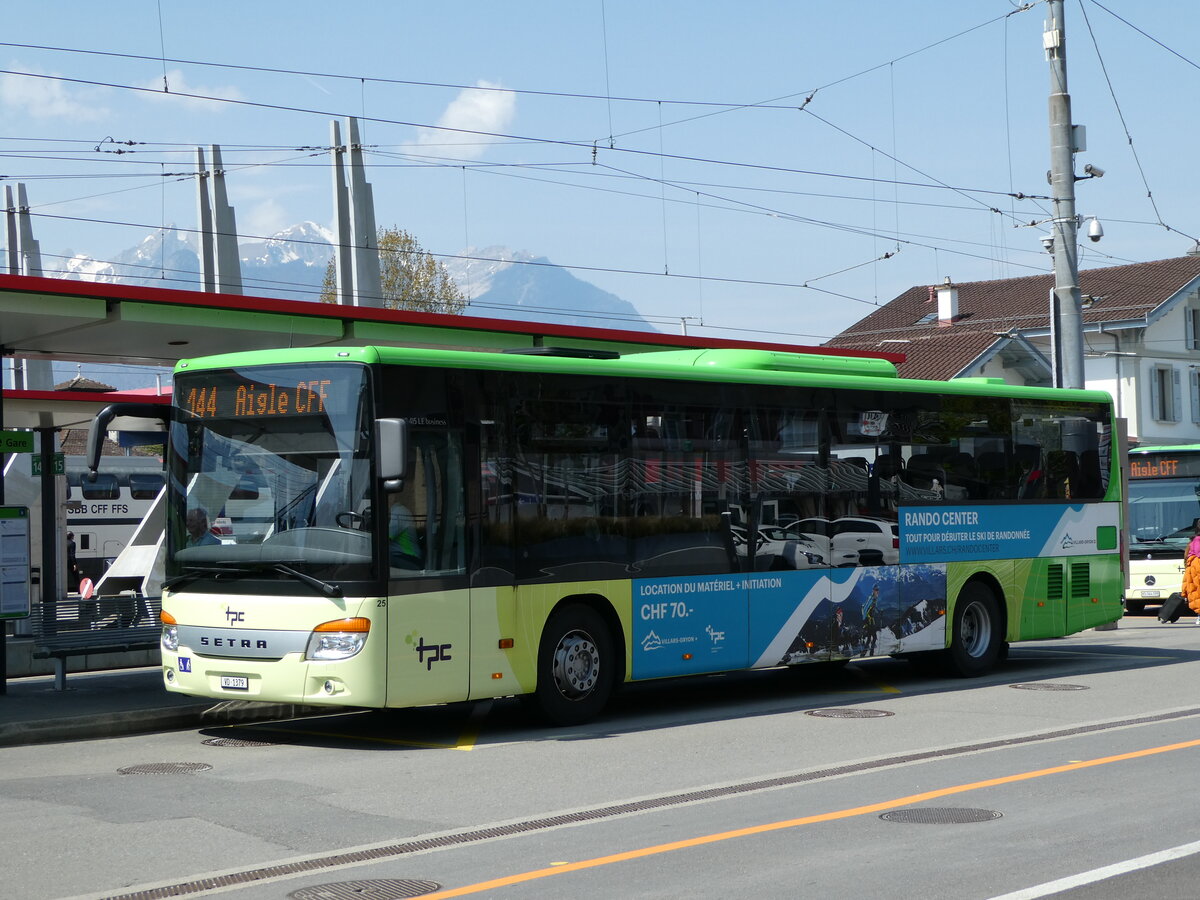 (234'586) - TPC Aigle - Nr. 25/VD 1379 - Setra (ex Vol�nbusz, H-Budapest) am 15. April 2022 beim Bahnhof Aigle