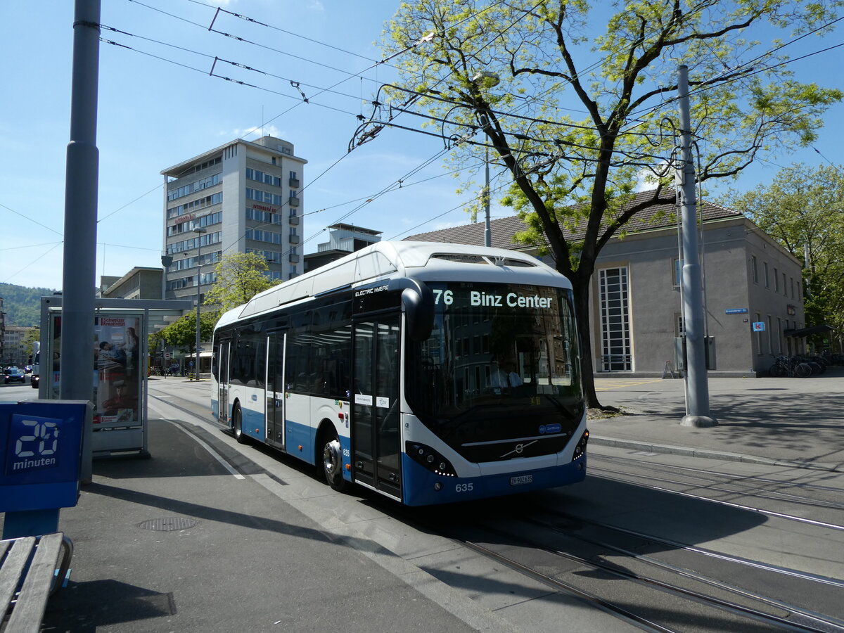 (235'056) - VBZ Z�rich - Nr. 635/ZH 902'635 - Volvo am 2. Mai 2022 beim Bahnhof Z�rich-Wiedikon