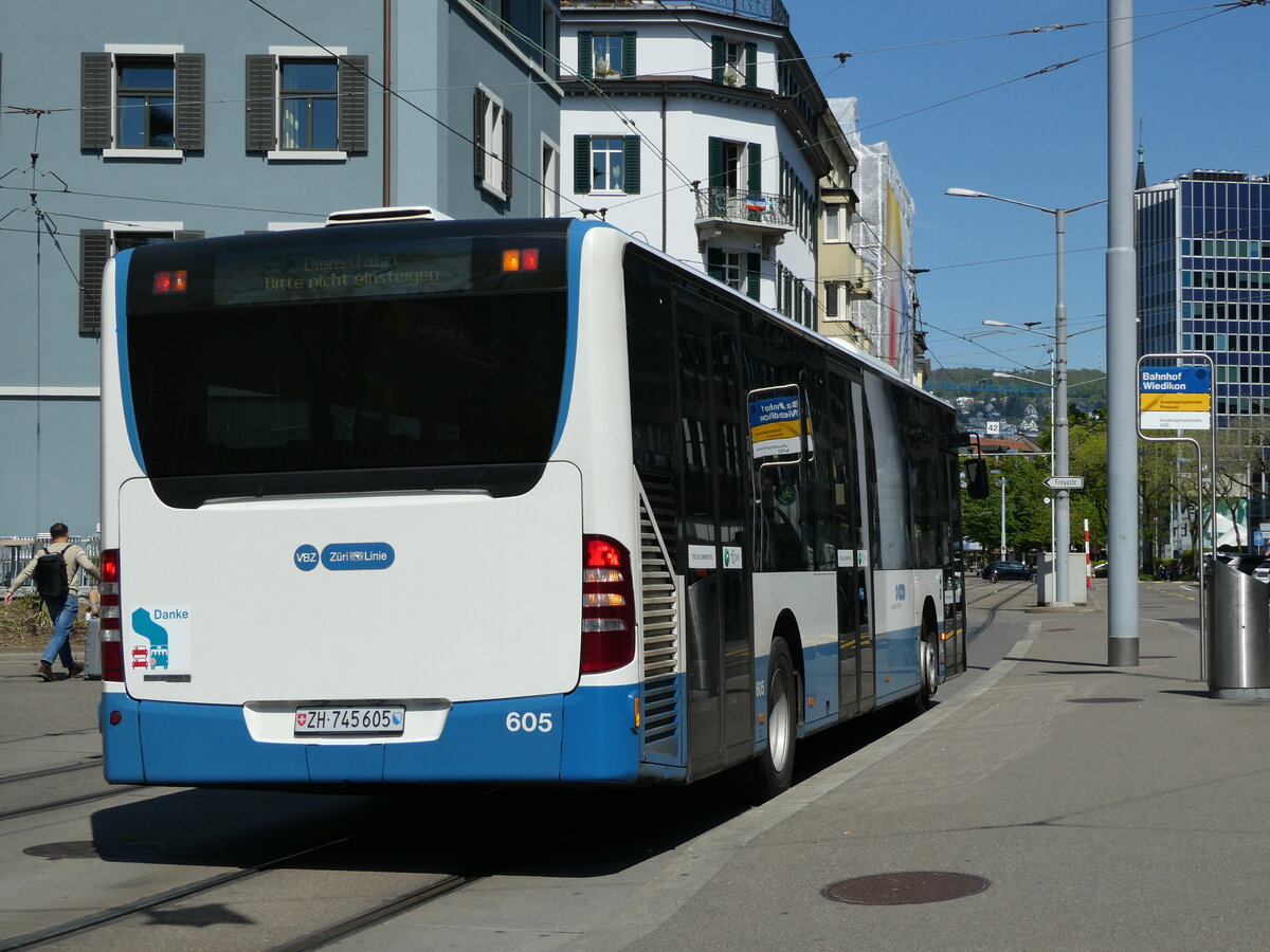 (235'058) - VBZ Z�rich - Nr. 605/ZH 745'605 - Mercedes am 2. Mai 2022 beim Bahnhof Z�rich-Wiedikon