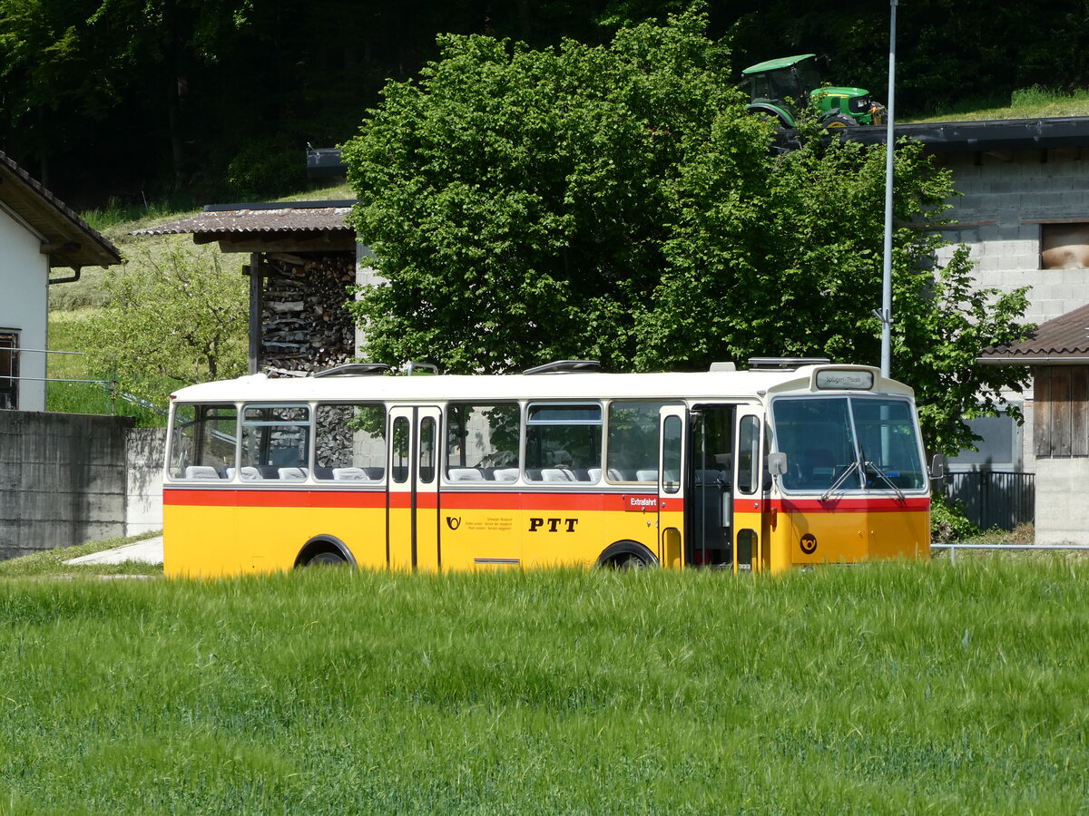 (235'682) - Gast, Reutigen - BE 113'160 - Saurer/T�scher (ex HPTrans, Thusis; ex Mauerhofer, Worb; ex Erni, Schupfart Nr. 3; ex P 24'636) am 15. Mai 2022 in Alchenstorf, Wil 