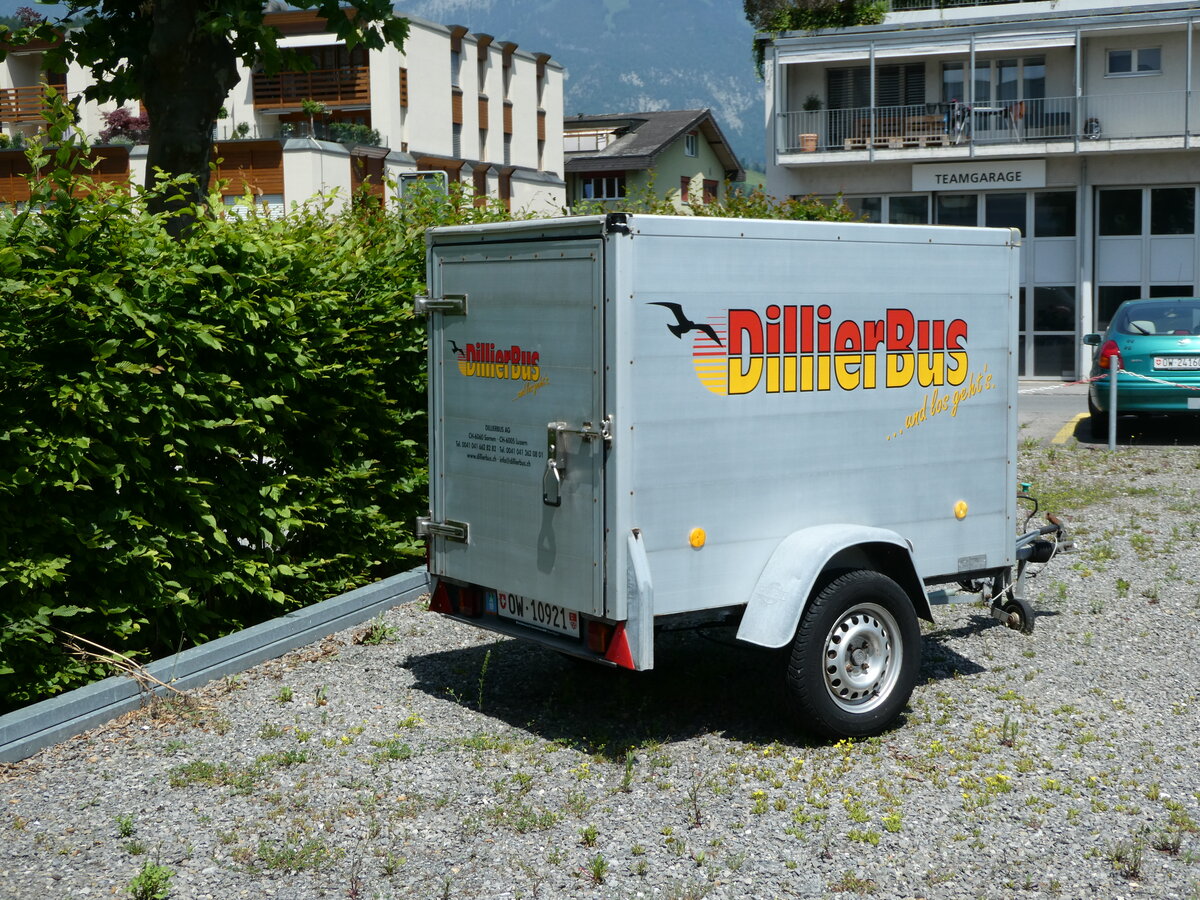 (236'714) - Dillier, Sarnen - OW 10'921 - BPW Gep�ckanh�nger am 4. Juni 2022 in Sarnen, Postgarage