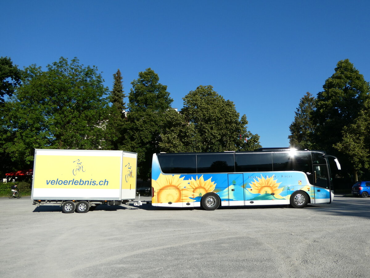 (237'192) - B�hrer, Hirzel - ZH 171'739 - Van Hool am 14. Juni 2022 in Thun, Lachenwiese