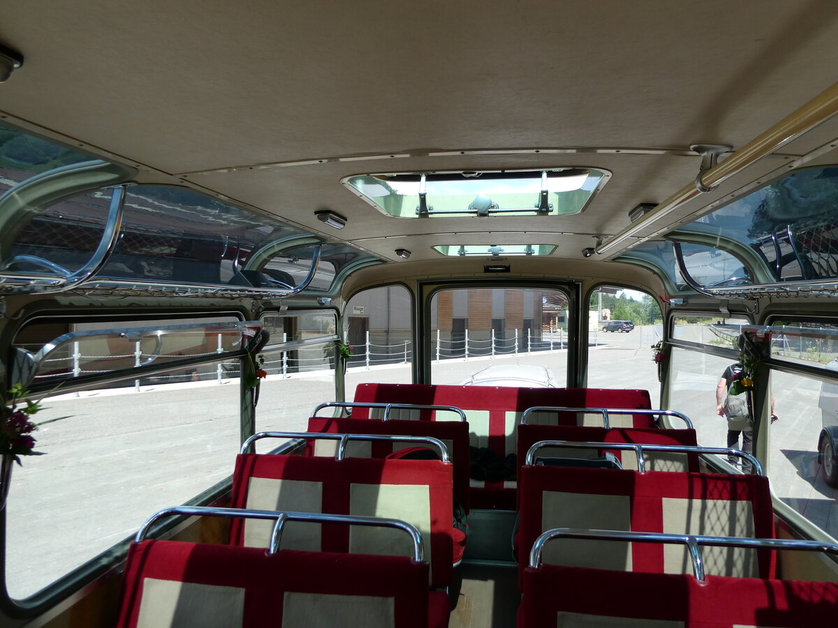 (237'574) - Schmid, Th�rishaus - Nr. 9/BE 26'105 - Saurer/R&J (ex Geiger, Adelboden Nr. 9) am 26. Juni 2022 in M�lenen, Kanderarena (Innenaufnahme)