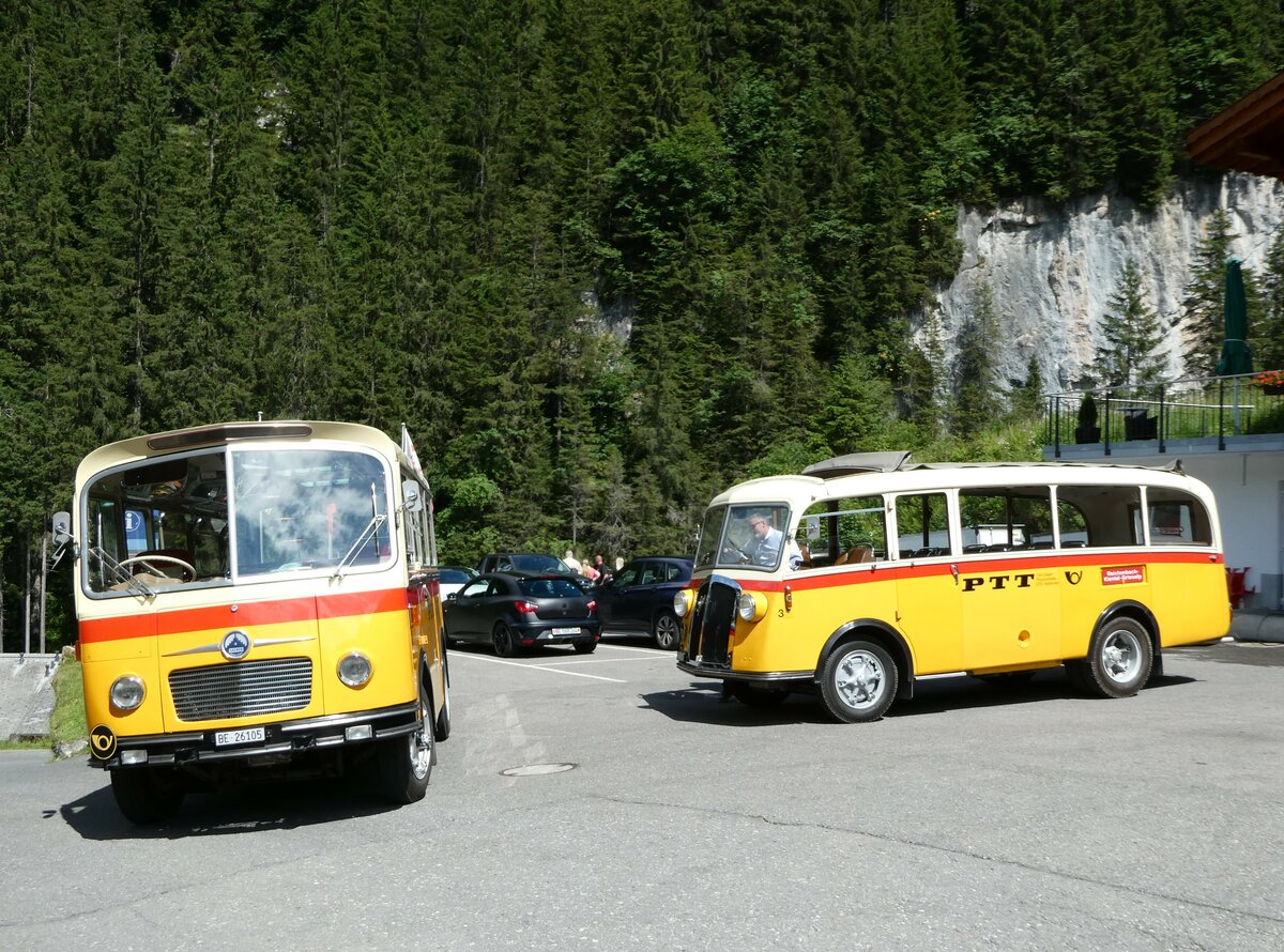 (237'649) - Schmid, Th�rishaus - Nr. 9/BE 26'105 - Saurer/R&J (ex Geiger, Adelboden Nr. 9) + Nr. 3/BE 26'760 - Saurer/Gangloff (ex Geiger, Adelboden Nr. 3) am 26. Juni 2022 auf der Griesalp