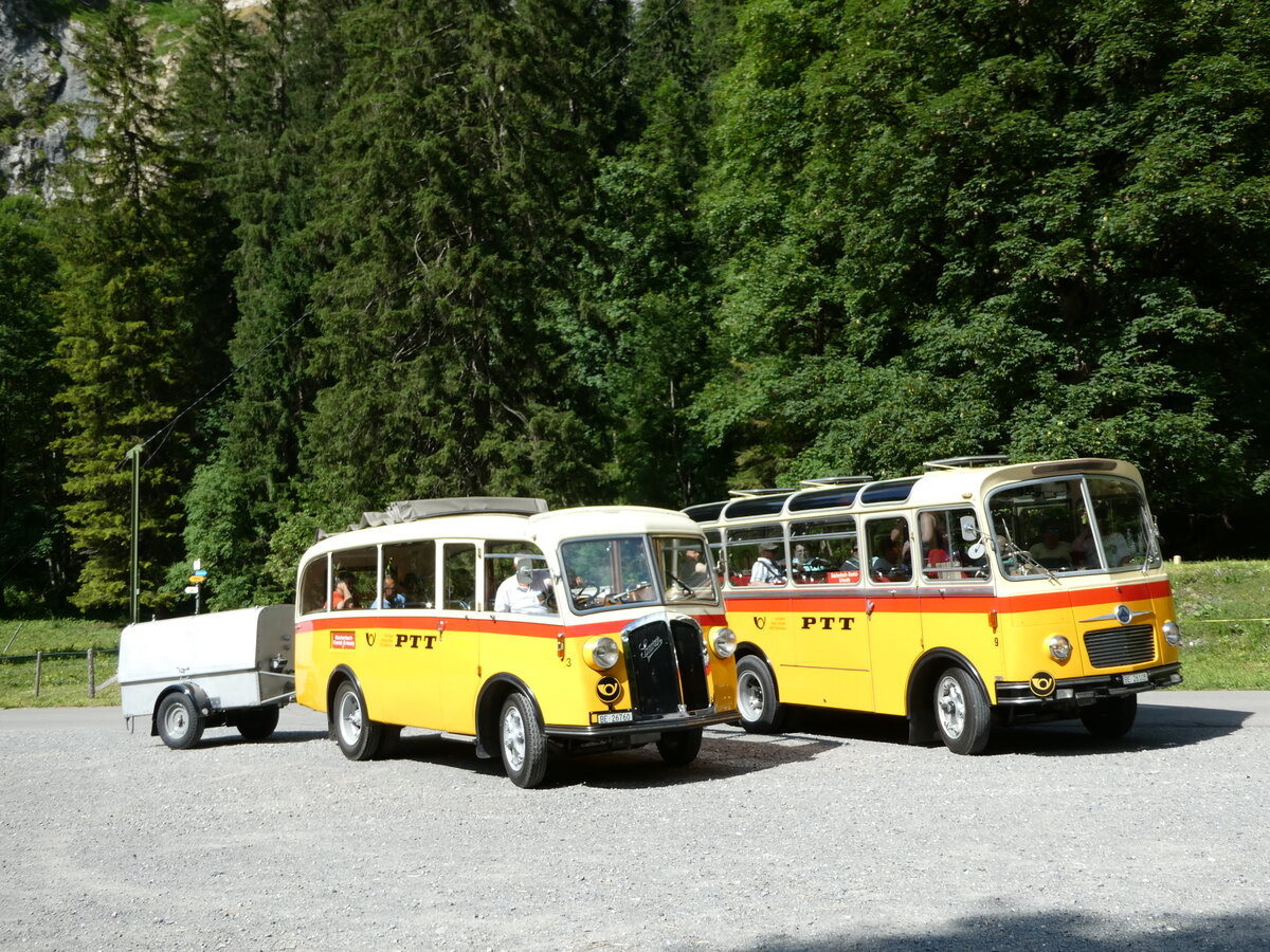 (237'706) - Schmid, Th�rishaus - Nr. 3/BE 26'760 - Saurer/Gangloff (ex Geiger, Adelboden Nr. 3) + Nr. 9/BE 26'105 - Saurer/R&J (ex Geiger, Adelboden Nr. 9) am 26. Juni 2022 in Kiental, Tschingel