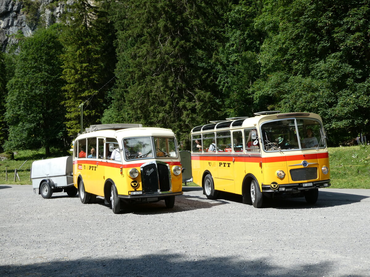 (237'708) - Schmid, Th�rishaus - Nr. 3/BE 26'760 - Saurer/Gangloff (ex Geiger, Adelboden Nr. 3) + Nr. 9/BE 26'105 - Saurer/R&J (ex Geiger, Adelboden Nr. 9) am 26. Juni 2022 in Kiental, Tschingel