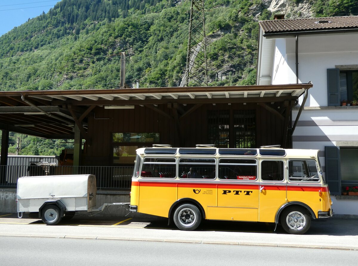 (237'950) - Schmid, Th�rishaus - Nr. 9/BE 26'105 - Saurer/R&J (ex Geiger, Adelboden Nr. 9) am 10. Juli 2022 beim Bahnhof Lavorgo
