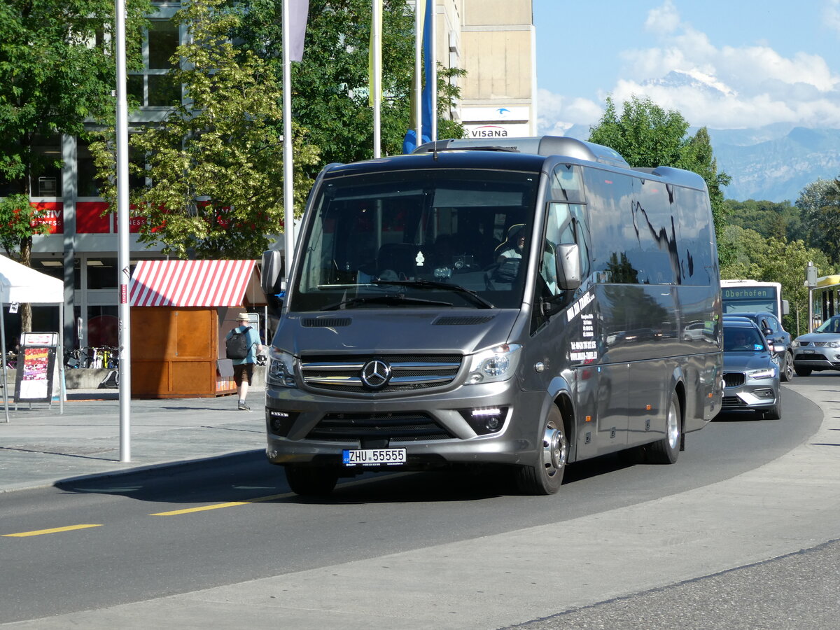 (238'031) - Aus Tschechien: Hua Xia Travel, Rudn� - ZHU 55'555 - Mercedes/Turas am 11. Juli 2022 beim Bahnhof Thun