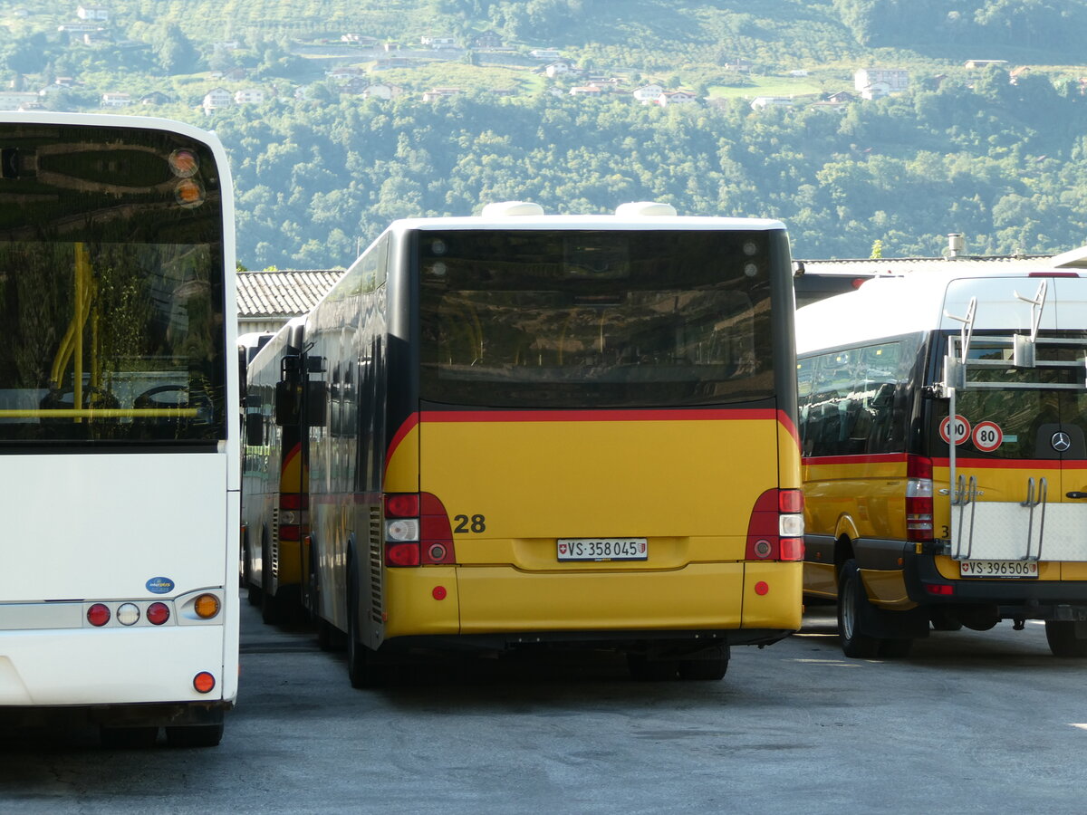 (238'063) - PostAuto Wallis - Nr. 28/VS 358'045 - MAN/G�ppel (ex AAGU Altdorf Nr. 72; ex PostAuto Bern; ex PostAuto Bern Nr. 217; ex RBS Worblaufen Nr. 217) am 16. Juli 2022 in Sion, Interbus