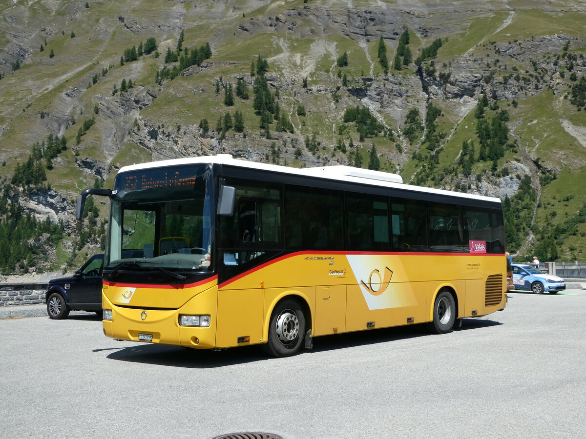 (238'694) - Buchard, Leytron - Nr. 250/VS 243'998 - Irisbus am 31. Juli 2022 in Anz�re, Barrage de Tseuzier