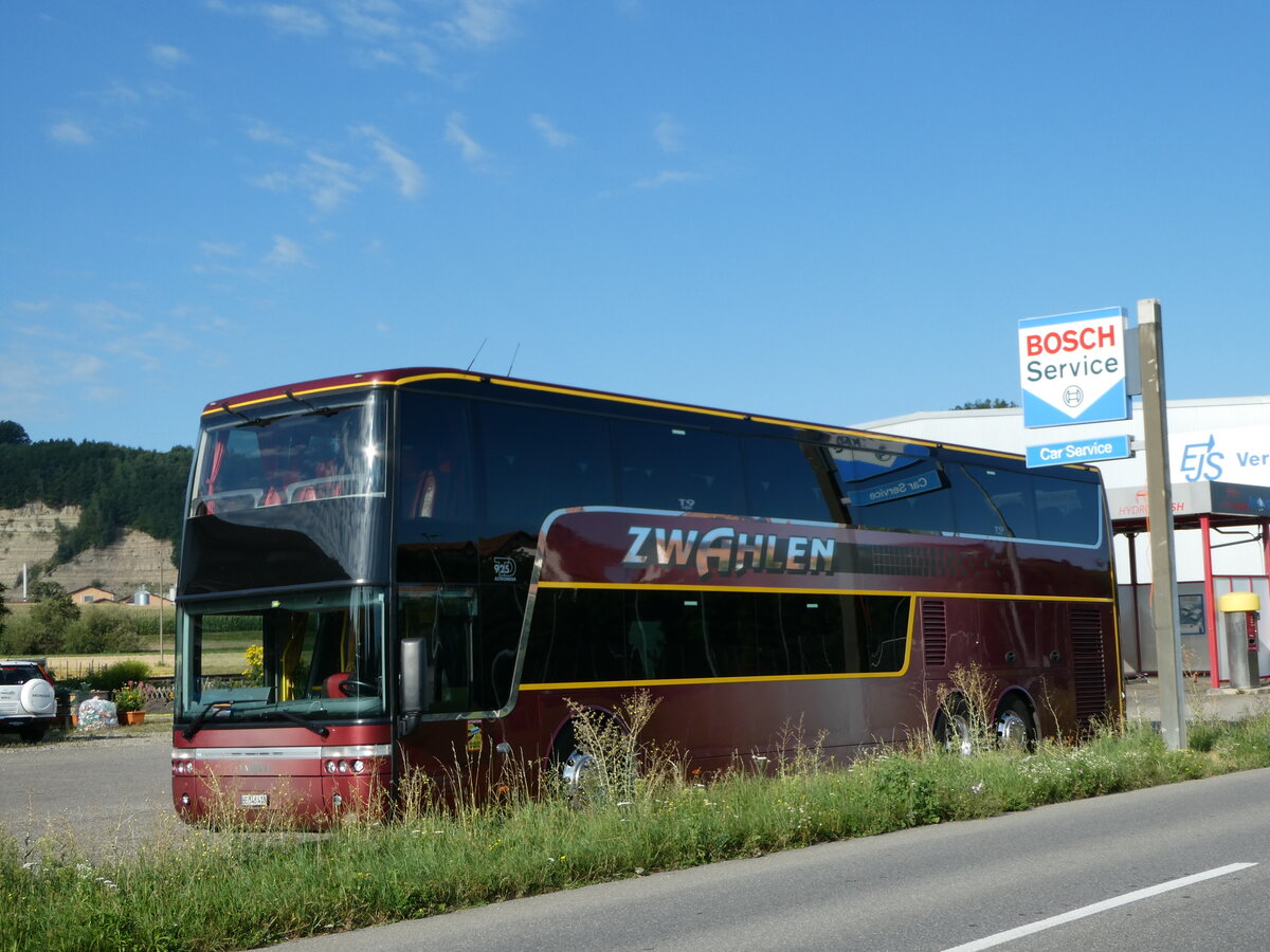 (238'733) - Zwahlen, Oberdiessbach - BE 346'410 - Van Hool am 1. August 2022 in Sch�pfen, Garage D'Aiuto