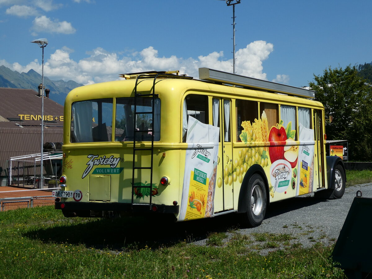 (238'770) - Hugener, Stein - AR 1790 - Berna/Hess (ex Zwicky, Wigoltingen; ex Merk, Amriswil; ex Baub�ro; ex SOO Olten Nr. 9) am 1. August 2022 in Wilderswil, Mittelweg
