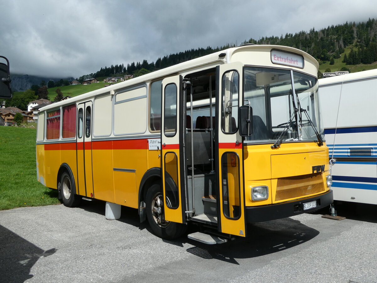(239'140) - Heuberger, Therwil - BL 209'103 - FBW/T�scher (ex Kurhaus Val Sinestra, Sent; ex Mark, Andeer; ex Fravi, Andeer) am 20. August 2022 in Wildhaus, Munzenriet