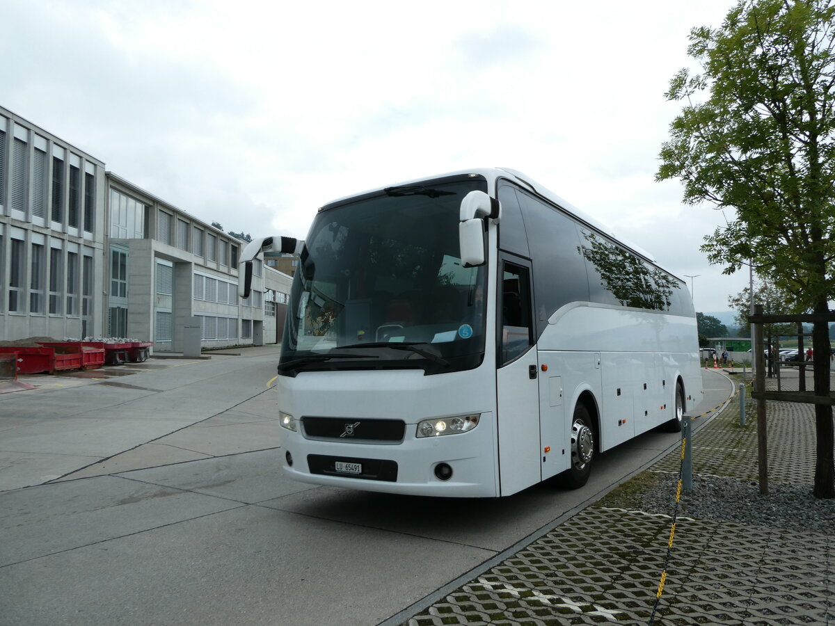 (239'553) - G�gler, Weggis - LU 65'491 - Volvo am 27. August 2022 in Oberkirch, CAMPUS Sursee