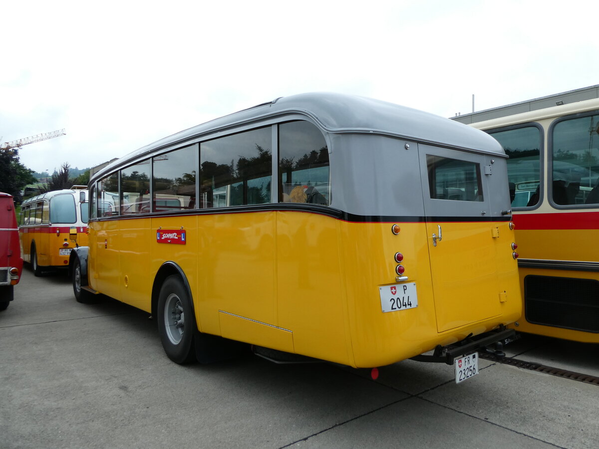 (239'636) - Schmutz, Vaulruz - FR 23'256 - Saurer/Saurer (ex Nestl�; ex P 23'019; ex P 2044) am 27. August 2022 in Oberkirch, CAMPUS Sursee