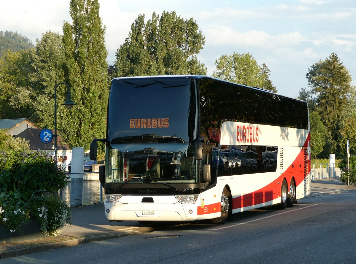 (239'905) - Eurobus, Bern - Nr. 6/BE 379'906 - Van Hool am 1. September 2022 bei der Schiffl�ndte Thun 