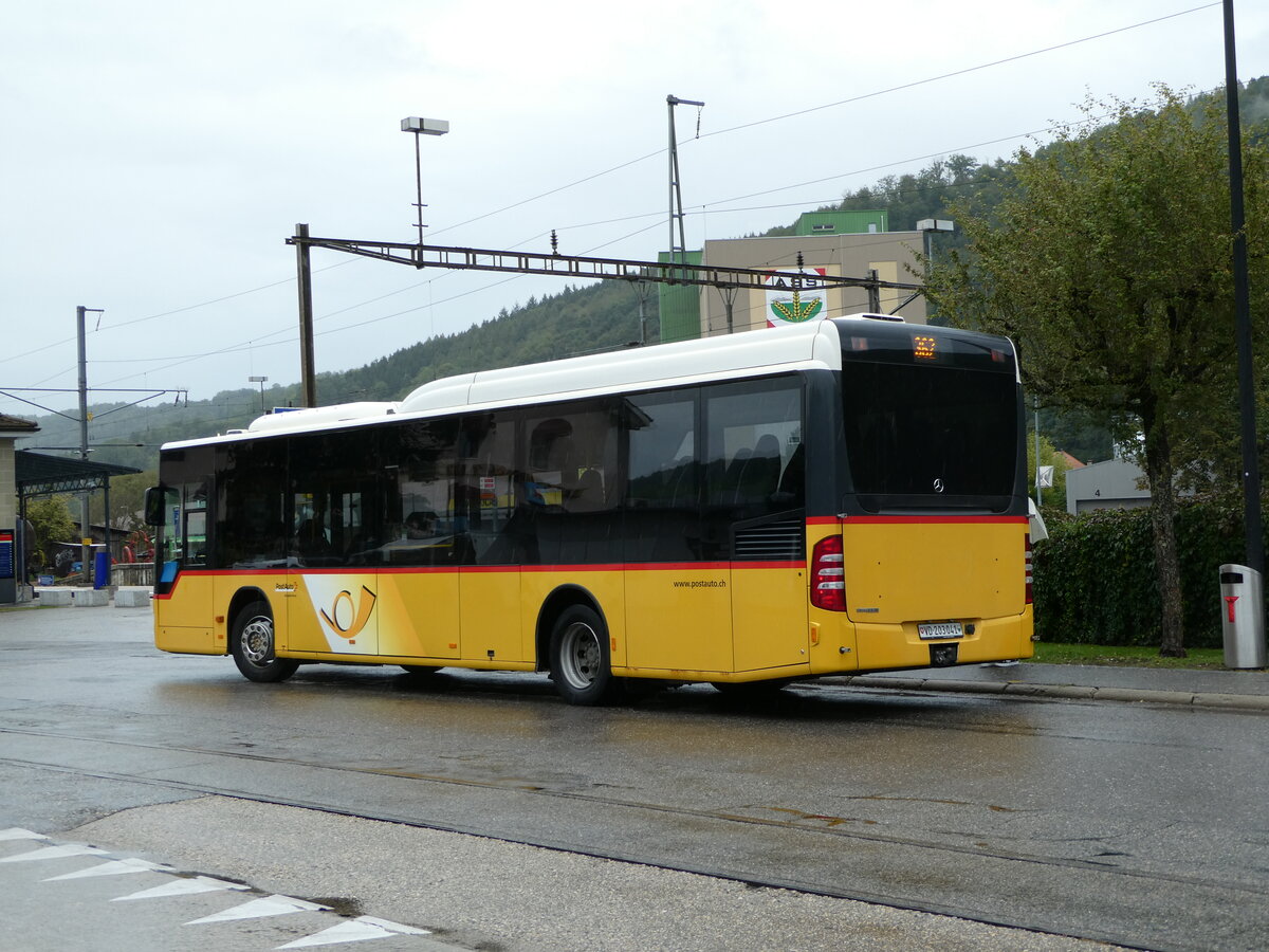 (240'177) - CarPostal Ouest - VD 203'041 - Mercedes (ex PostAuto Graub�nden) am 24. September 2022 beim Bahnhof Moudon