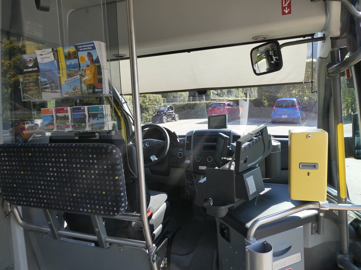 (240'639) - STI Thun - Nr. 4/BE 841'004 - Mercedes am 7. Oktober 2022 bei der Schiffl�ndte Thun (Innenaufnahme)