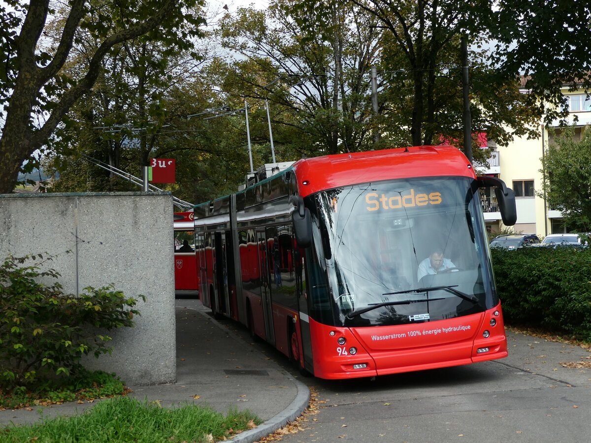 (240'799) - VB Biel - Nr. 94 - Hess/Hess Gelenktrolleybus am 9. Oktober 2022 in Biel, L�hre