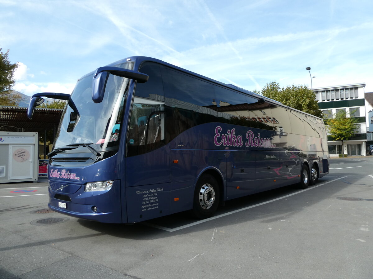 (240'938) - Aus der Schweiz: Erika-Reisen, Meltingen - SO 172'453 - Volvo am 11. Oktober 2022 in Vaduz, St�dtle