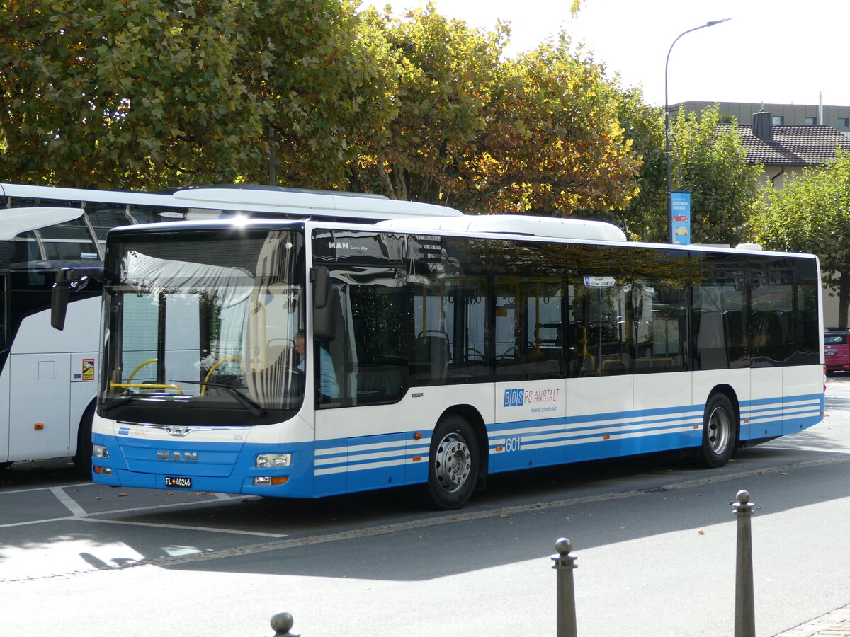 (240'952) - BOS PS Anstalt, Vaduz - Nr. 601/FL 40'246 - MAN (ex Dr. Richard, A-Wien Nr. 1181) am 11. Oktober 2022 in Vaduz, St�dtle