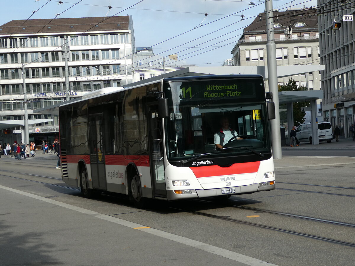 (240'998) - St. Gallerbus, St. Gallen - Nr. 269/SG 198'269 - MAN/G�ppel am 11. Oktober 2022 beim Bahnhof St. Gallen