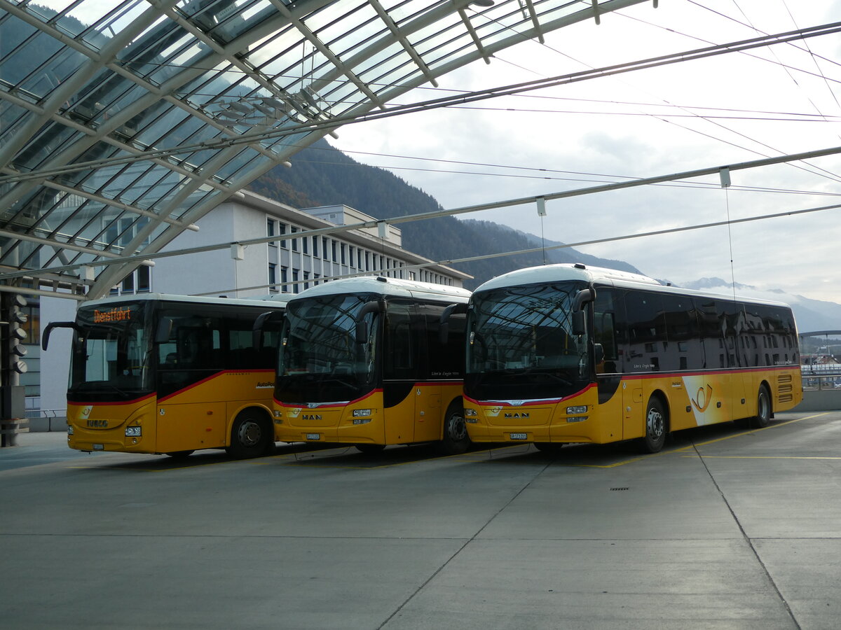 (241'037) - PostAuto Graub�nden - GR 173'201 - MAN am 11. Oktober 2022 in Chur, Postautostation