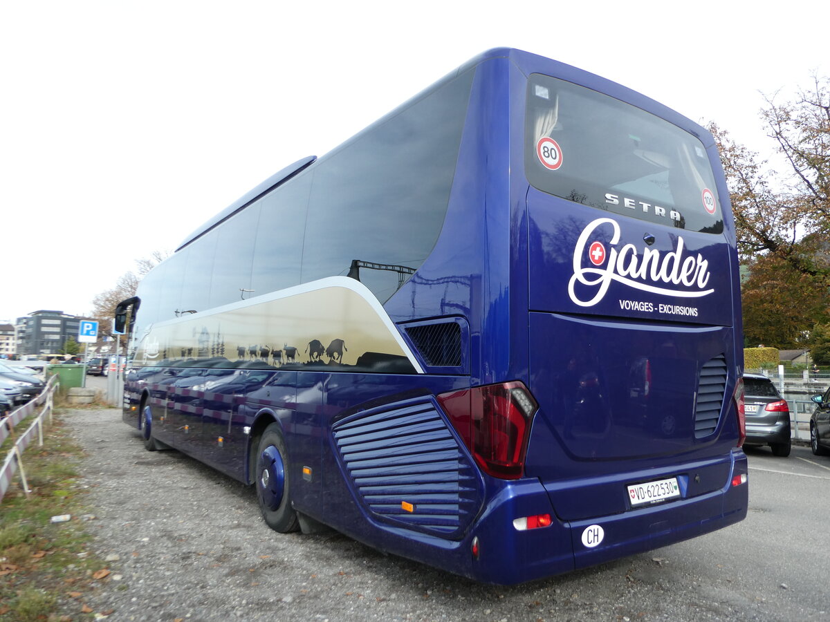 (241'967) - Gander, Ch�teau-d'Oex - VD 622'530 - Setra am 30. Oktober 2022 in Thun, Rosenau