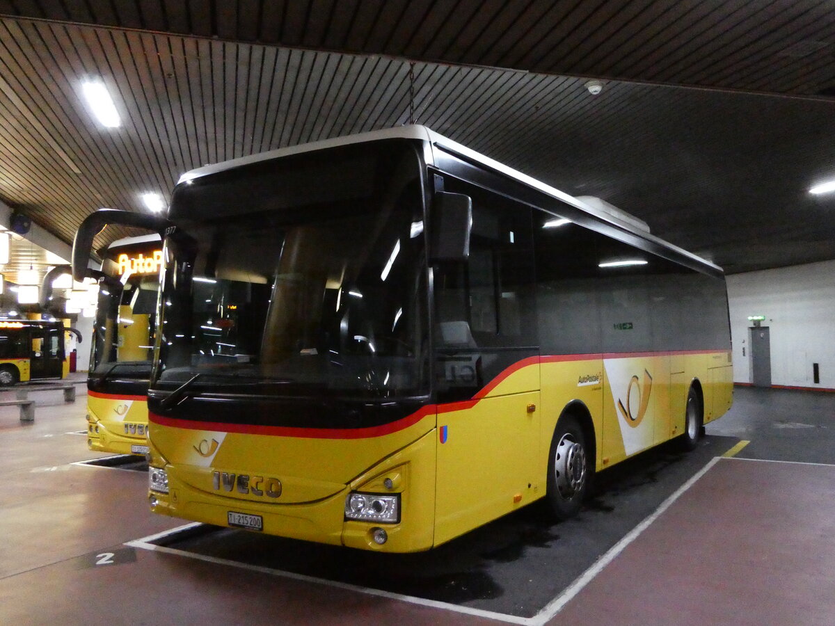 (242'861) - AutoPostale Ticino - TI 215'200 - Iveco (ex Vorf�hrfahrzeug) am 17. November 2022 in Lugano, Postautostation