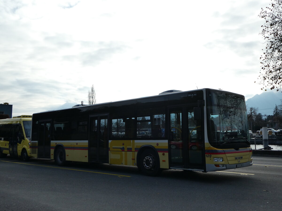 (243'357) - STI Thun - Nr. 129/BE 800'129 - MAN am 2. Dezember 2022 bei der Schiffl�ndte Thun