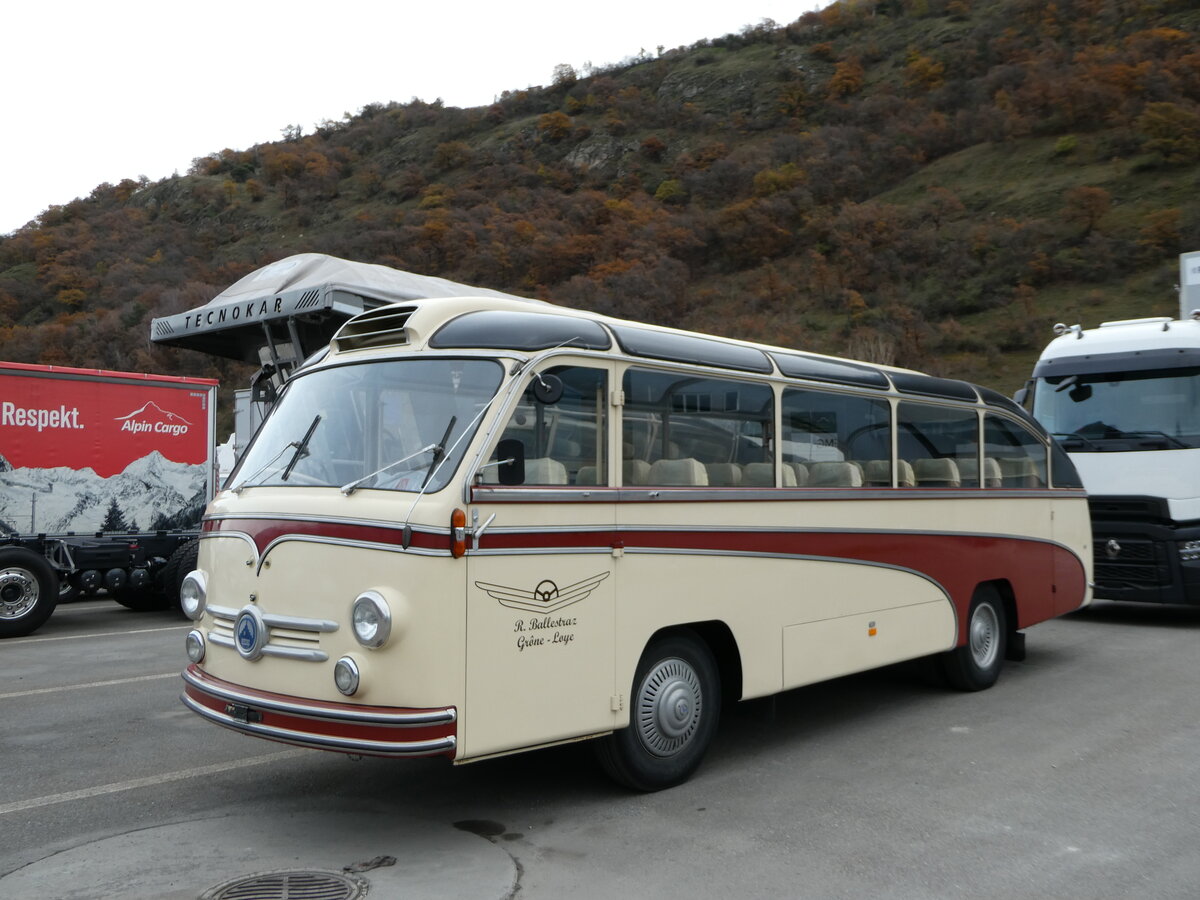 (243'375) - Ballestraz, Gr�ne - Saurer/Saurer (ex Girardet, Yverdon) am 3. Dezember 2022 in Saxon, Garage Visa