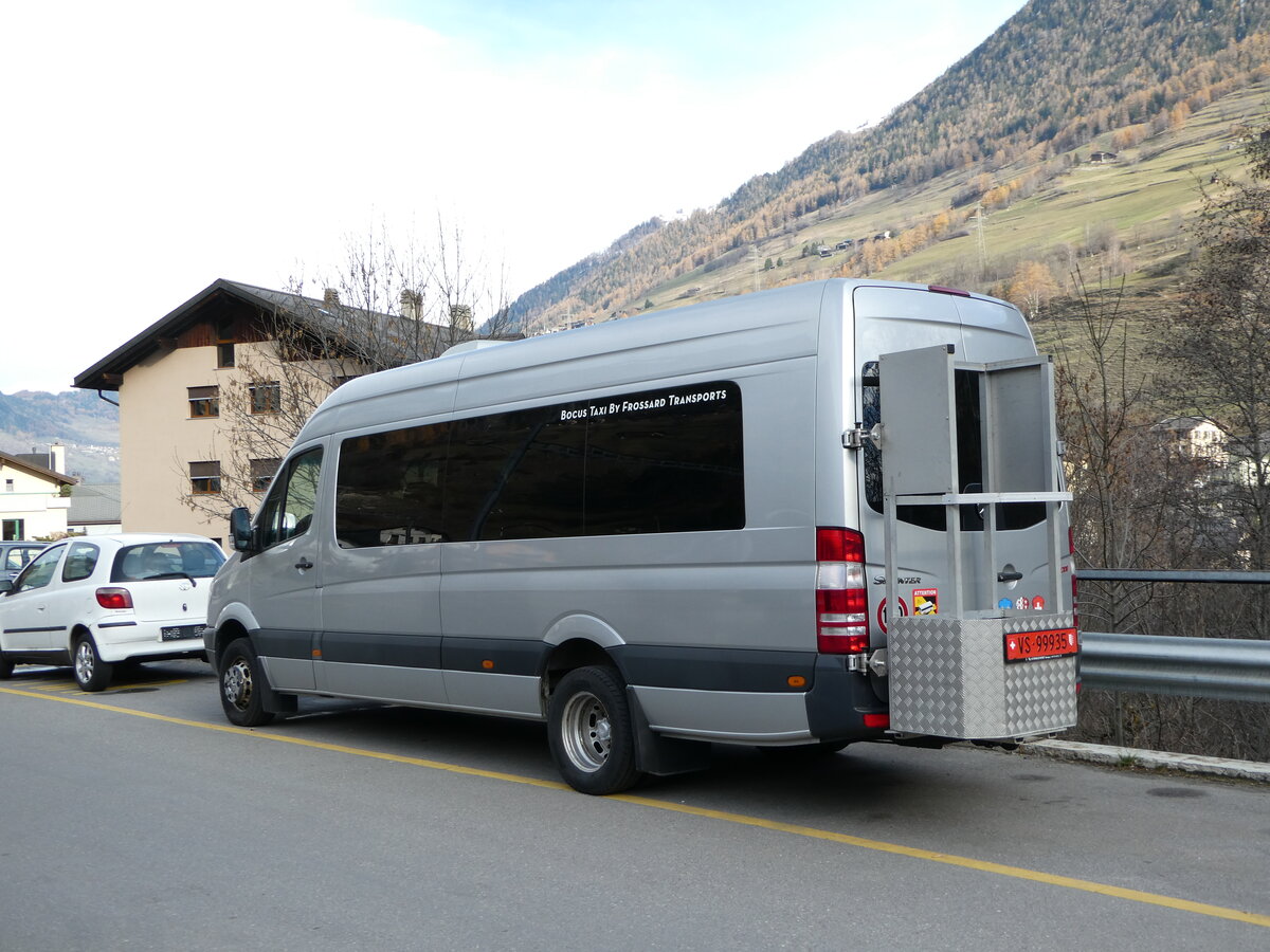 (243'391) - Frossard, Bourg-Saint-Pierre - VS 99'935 - Mercedes am 3. Dezember 2022 in Orsi�res, Garage TMR