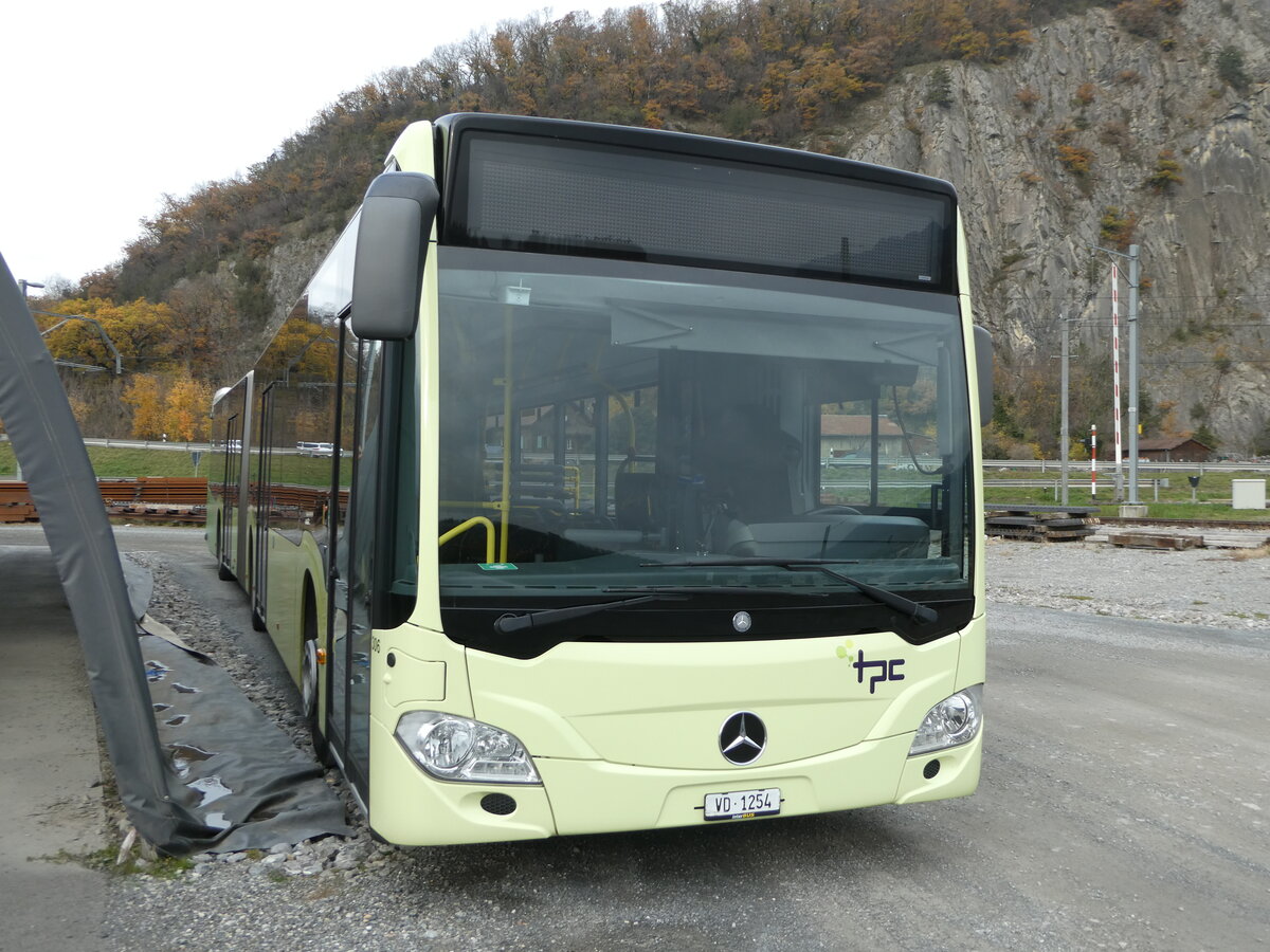(243'424) - TPC Aigle - Nr. 306/VD 1254 - Mercedes (ex Interbus, Yverdon Nr. 202; ex Zuklin, A-Klosterneuburg) am 3. Dezember 2022 in Aigle, D�p�t