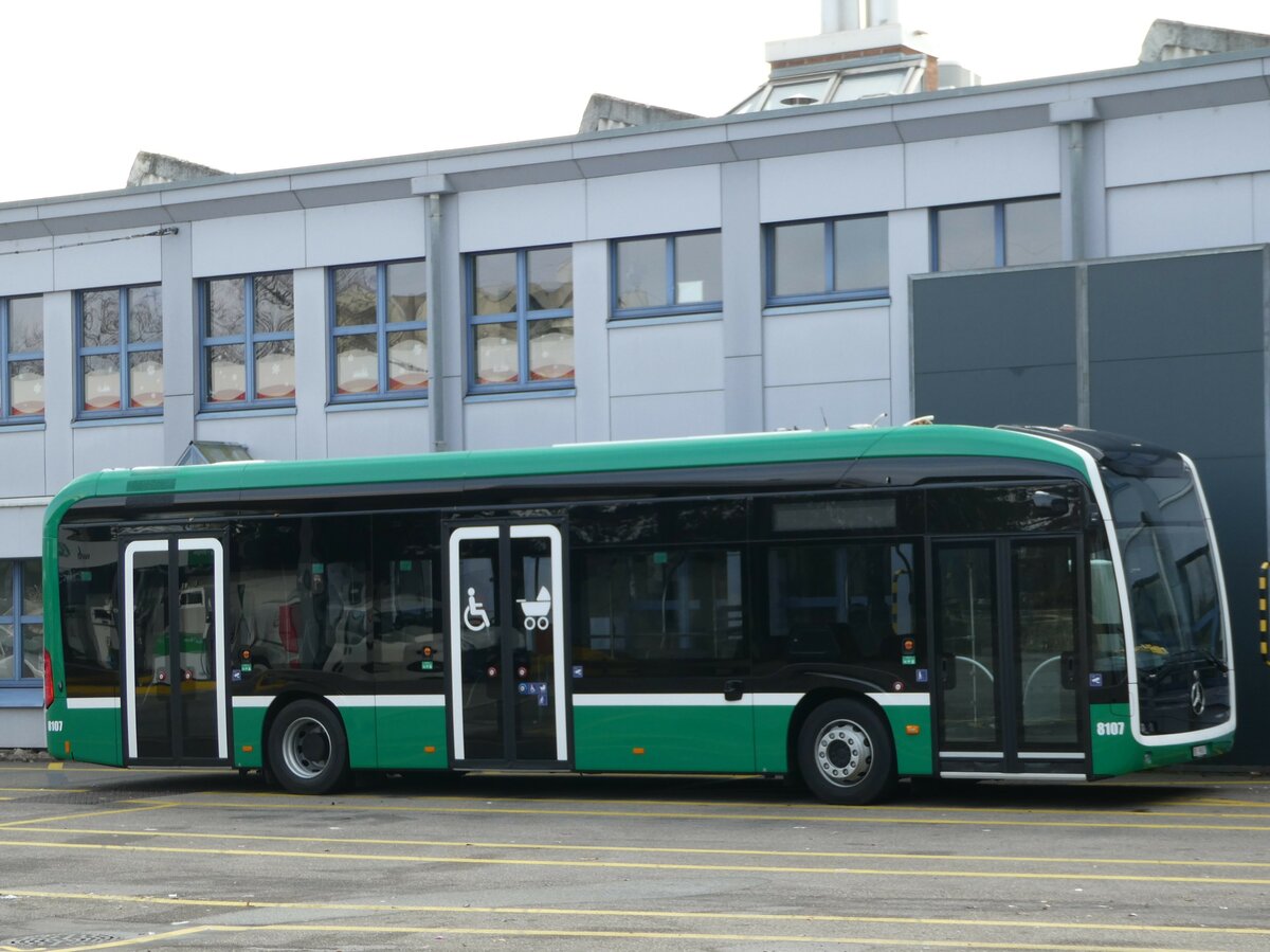 (243'799) - BVB Basel - Nr. 8107/BS 99'607 - Mercedes am 12. Dezember 2022 in Basel, Garage Rankstrasse
