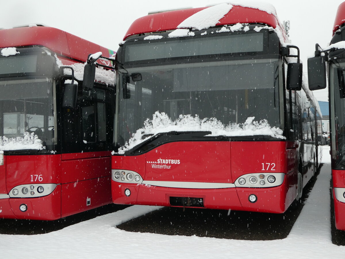 (243'928) - SW Winterthur - Nr. 172 - Solaris Gelenktrolleybus am 16. Dezember 2022 in Wil, Larag
