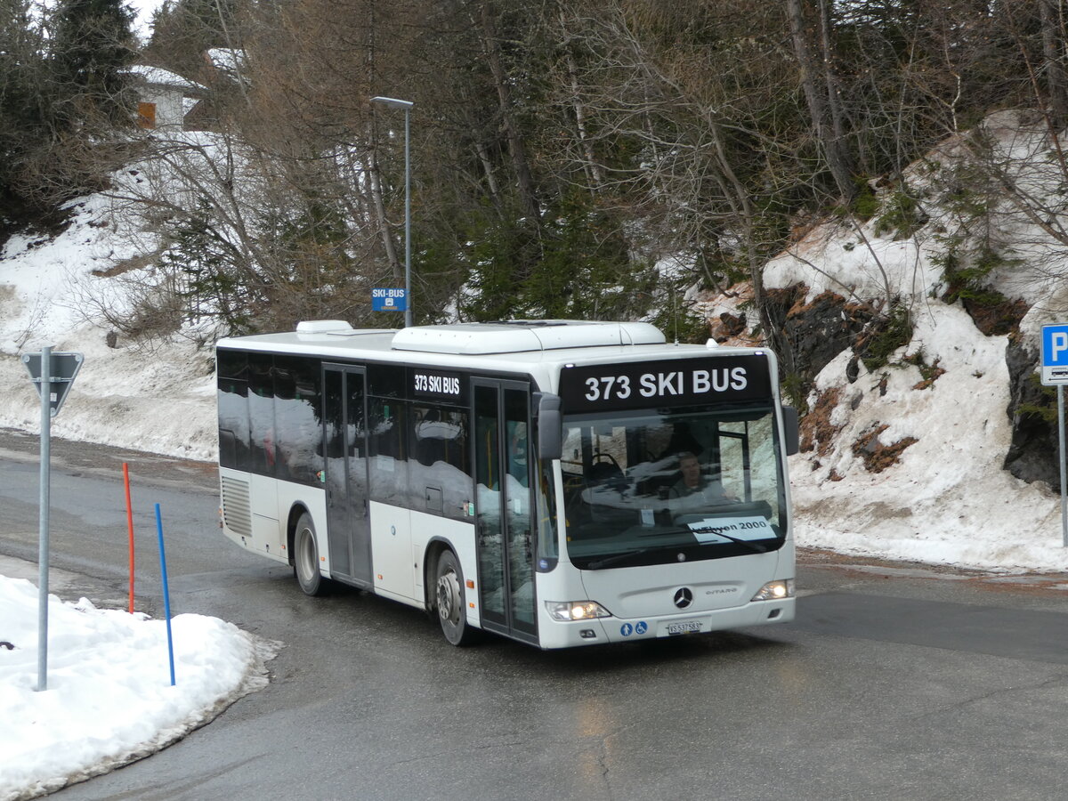 (244'178) - Interbus, Kerzers - VS 537'583 - Mercedes (ex DRB Ingoldstadt/D) am 26. Dezember 2022 in Les Collons, Crois�e (Einsatz Theytaz)