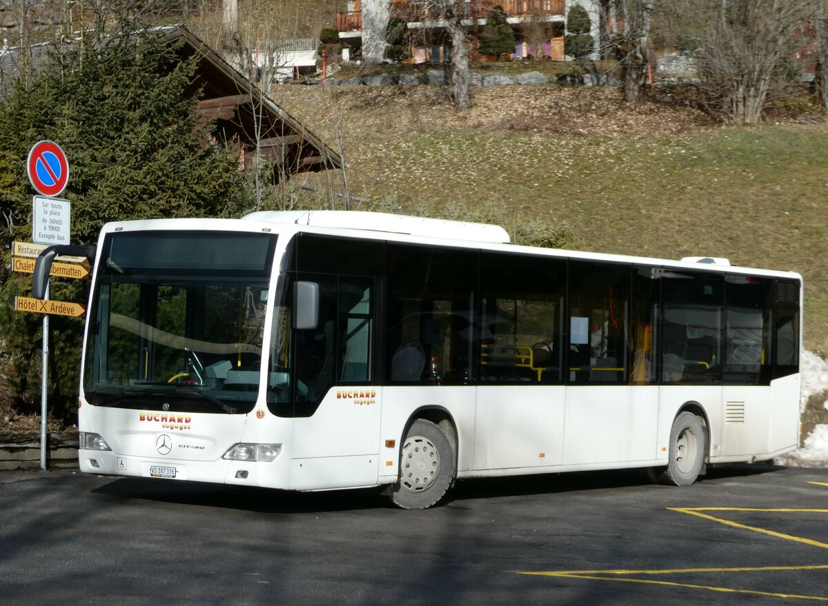 (244'226) - Buchard, Leytron - Nr. 93/VS 187'336 - Mercedes (ex TMR Martigny Nr. 102) am 27. Dezember 2022 in Ovronnaz, La Crois�e