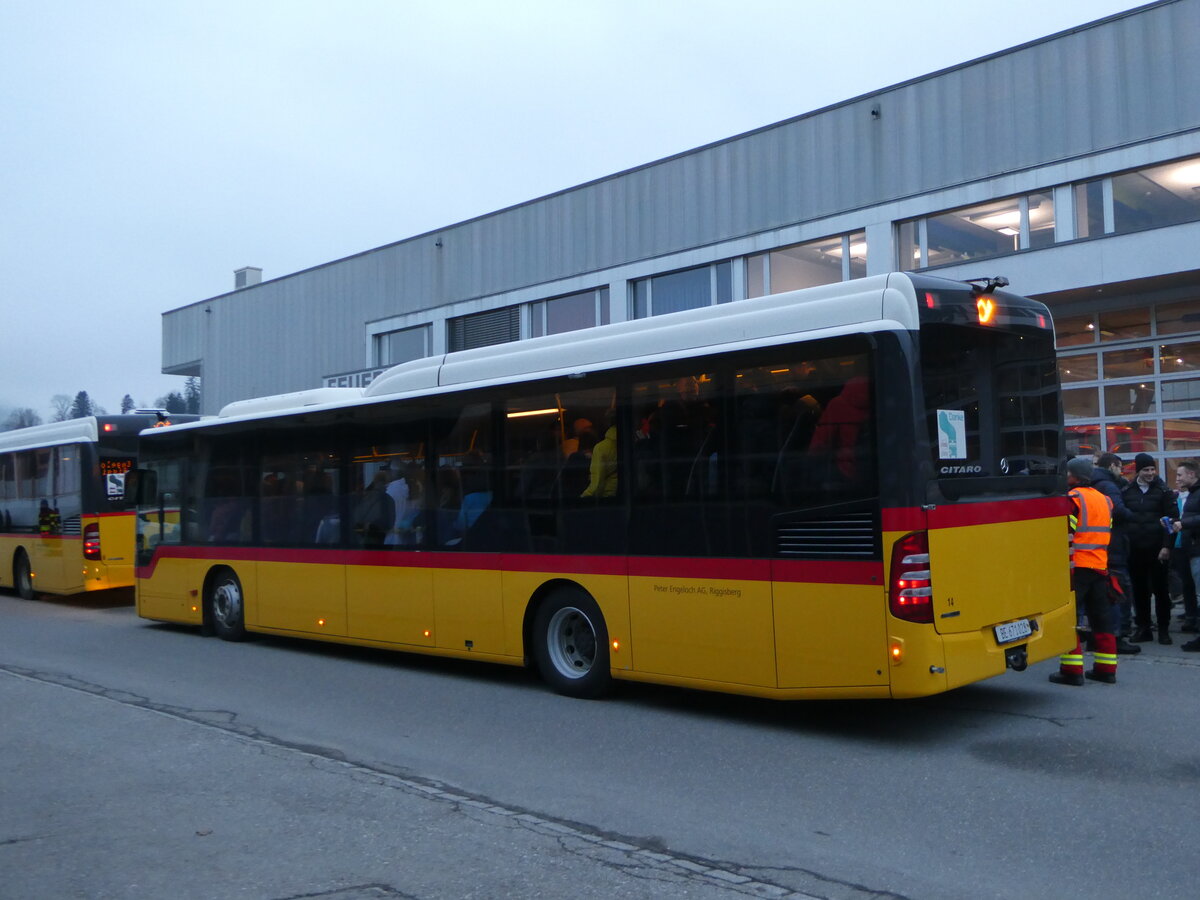 (244'522) - Engeloch, Riggisberg - Nr. 14/BE 671'028/PID 5065 - Mercedes am 7. Januar 2023 beim Bahnhof Frutigen