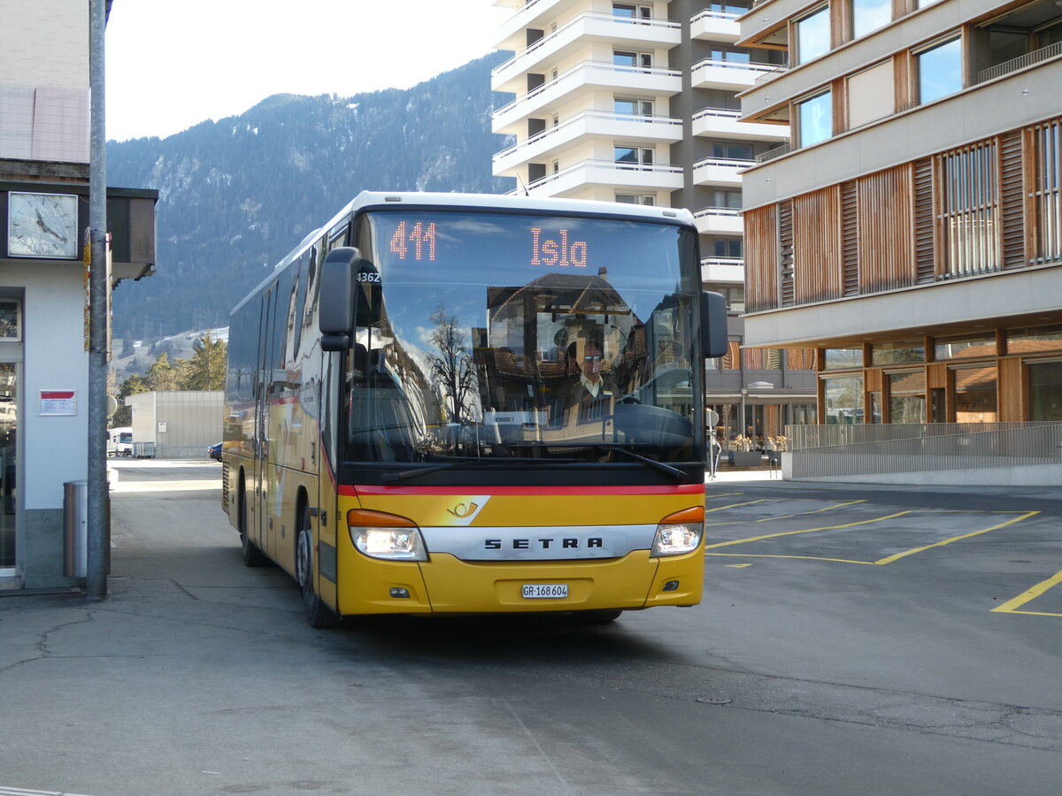 (245'100) - PostAuto Graub�nden - Nr. 26/GR 168'604/PID 4362 - Setra (ex Terretaz, Zernez; ex Gessinger, Bad Ragaz) am 18. Januar 2023 beim Bahnhof Ilanz
