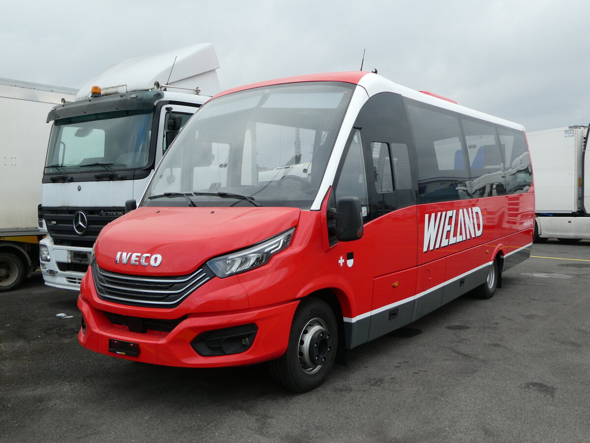 (245'478) - Wieland, Murten - Nr. 130 - Iveco/Rosero am 28. Januar 2023 in Kerzers, Interbus