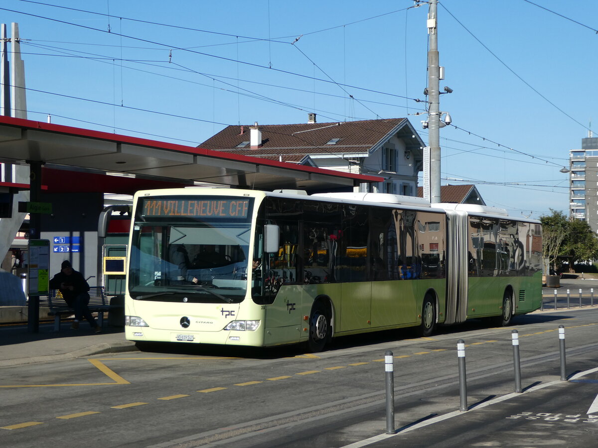 (245'576) - TPC Aigle - Nr. 304/VD 619'147 - Mercedes (ex H�rmann&S�hne, D-Hamburg) am 31. Januar 2023 beim Bahnhof Aigle