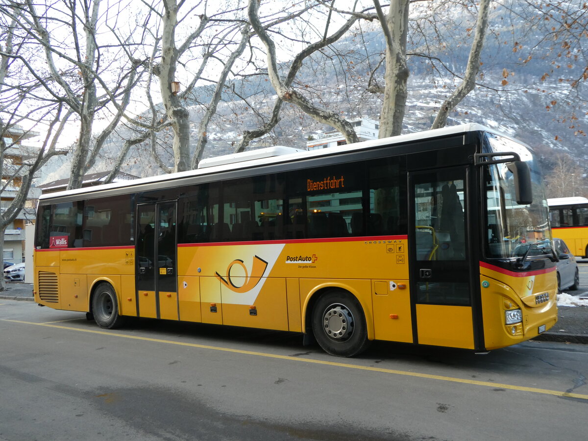 (245'616) - PostAuto Wallis - VS 432'710/PID 10'277 - Iveco am 31. Januar 2023 in Brig, Garage